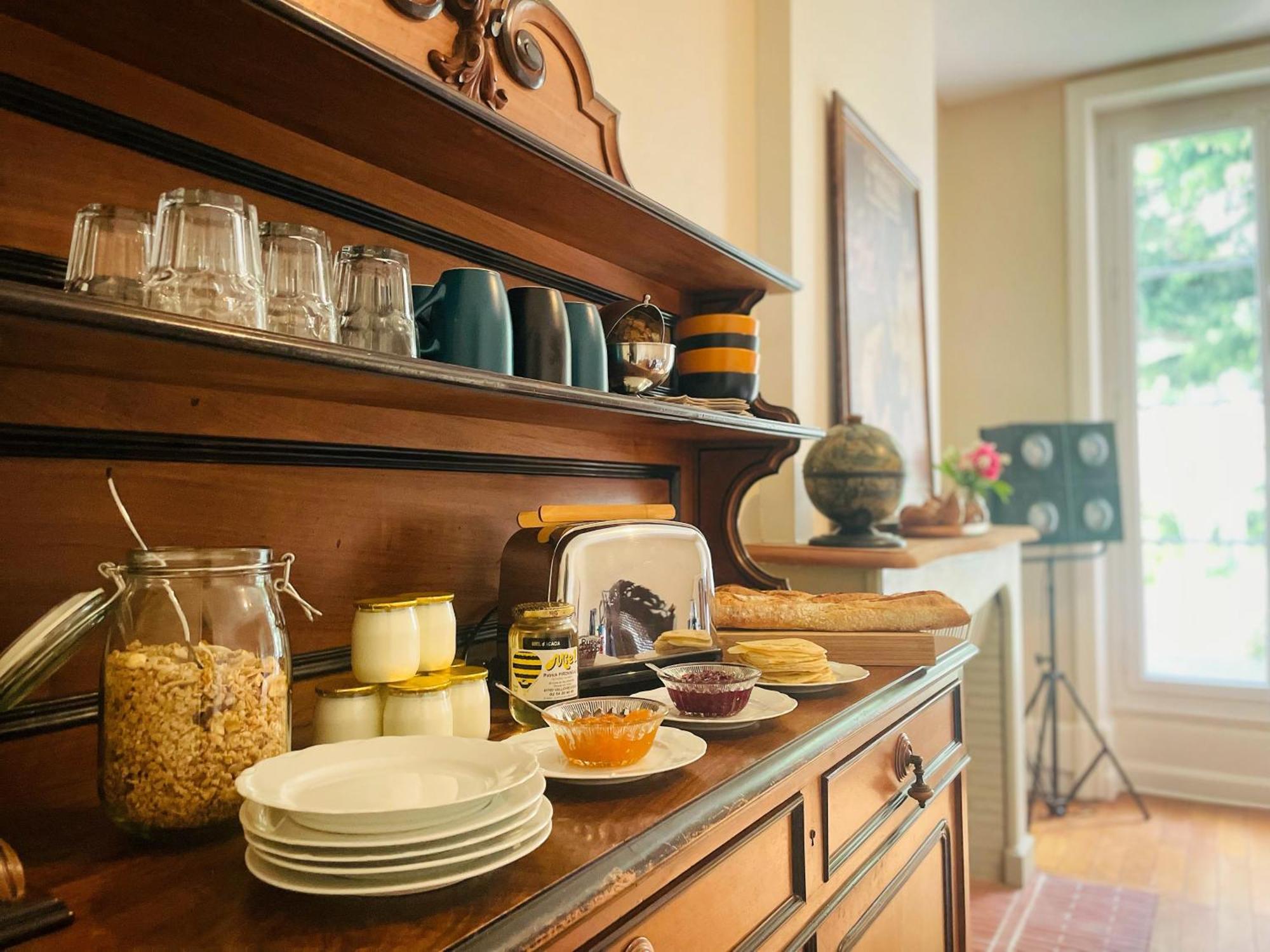La Maison Voyage Bed And Breakfast Онзан Екстериор снимка